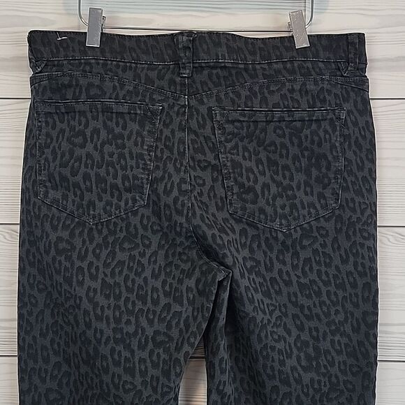 Wit & Wisdom leopard print slim fit ankle pants Women's Size 12 - Picture 6 of 13
